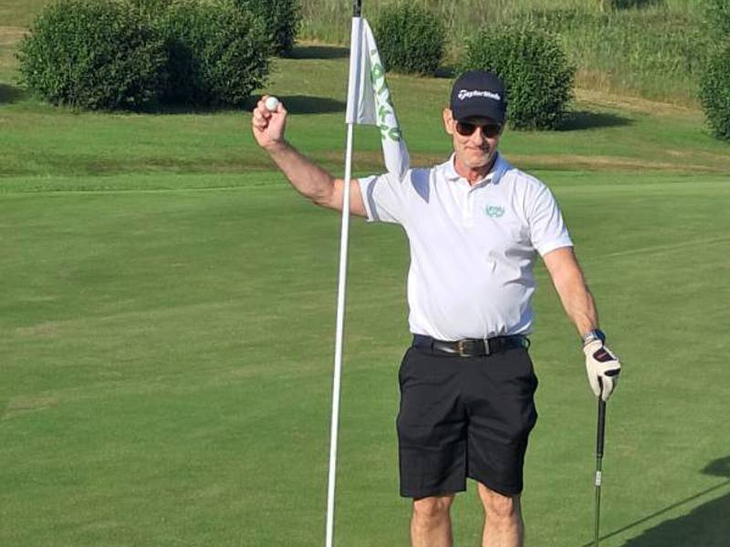 Hole in one (3)